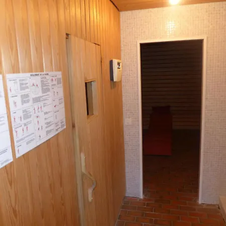 Jeanne D'arc Apt- H-58 By Interhome 아파트 *